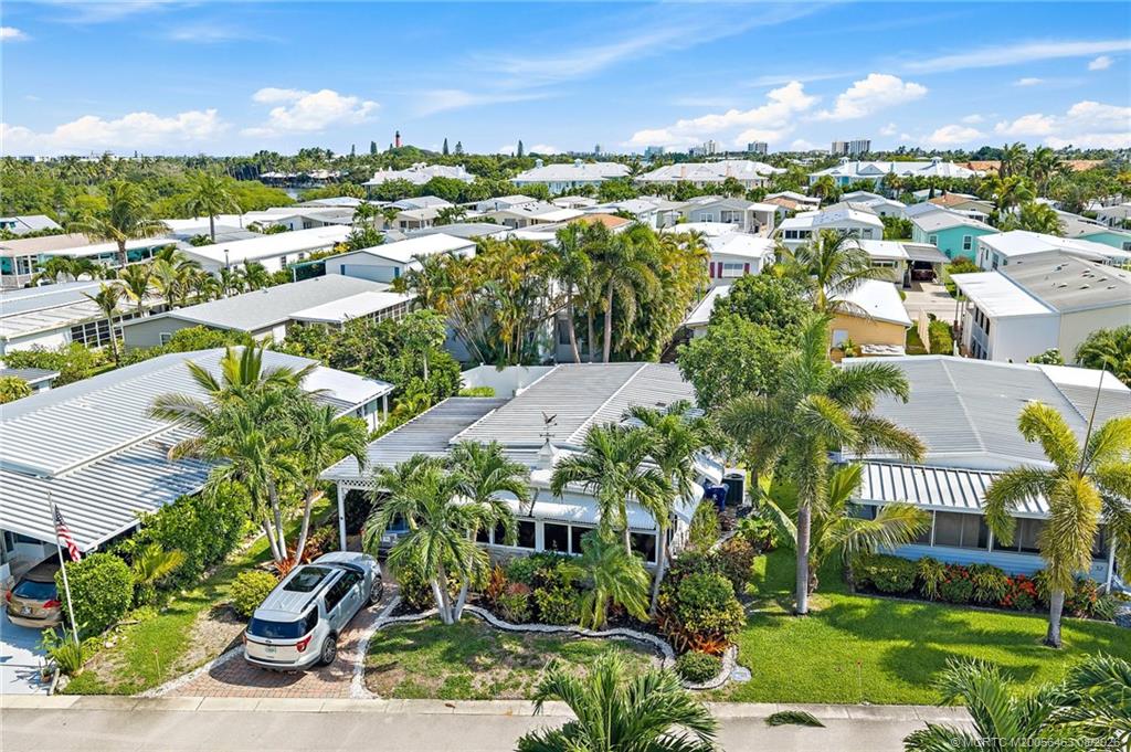 400 N Highway A1a Highway 33