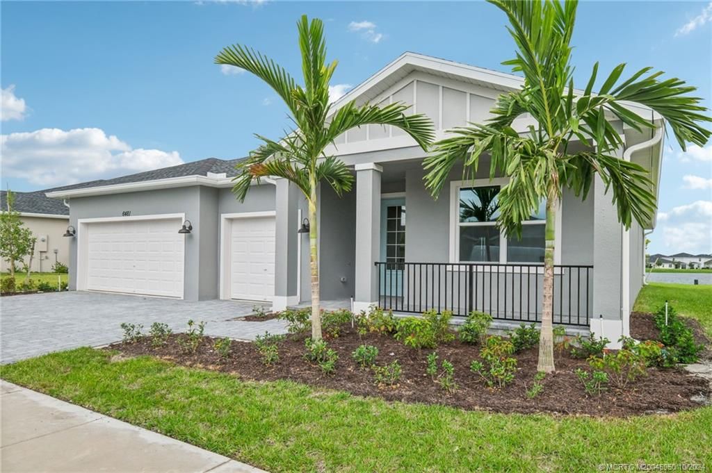 Photo of 6481 NW Cloverdale Avenue, Port Saint Lucie, FL 34987 (MLS # M20046950)