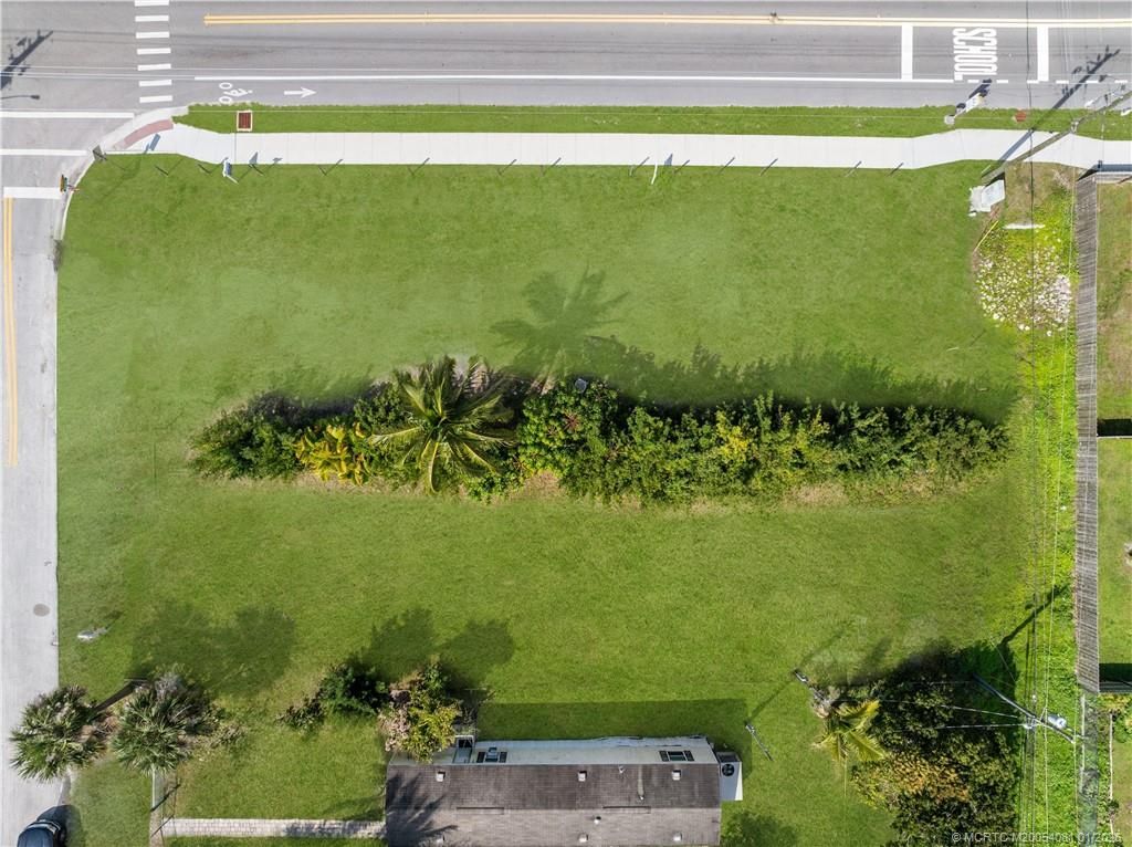 Photo of 5161 SE Kingfish Avenue, Stuart, FL 34997 (MLS # M20054081)