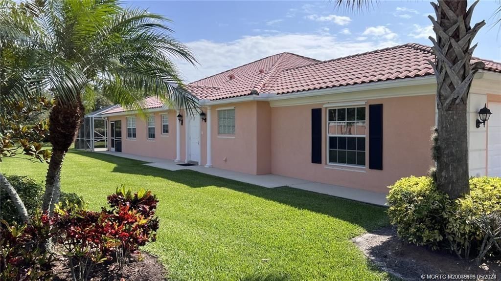 Photo of 10629 SW Hartwick Drive, Port Saint Lucie, FL 34987 (MLS # M20045195)