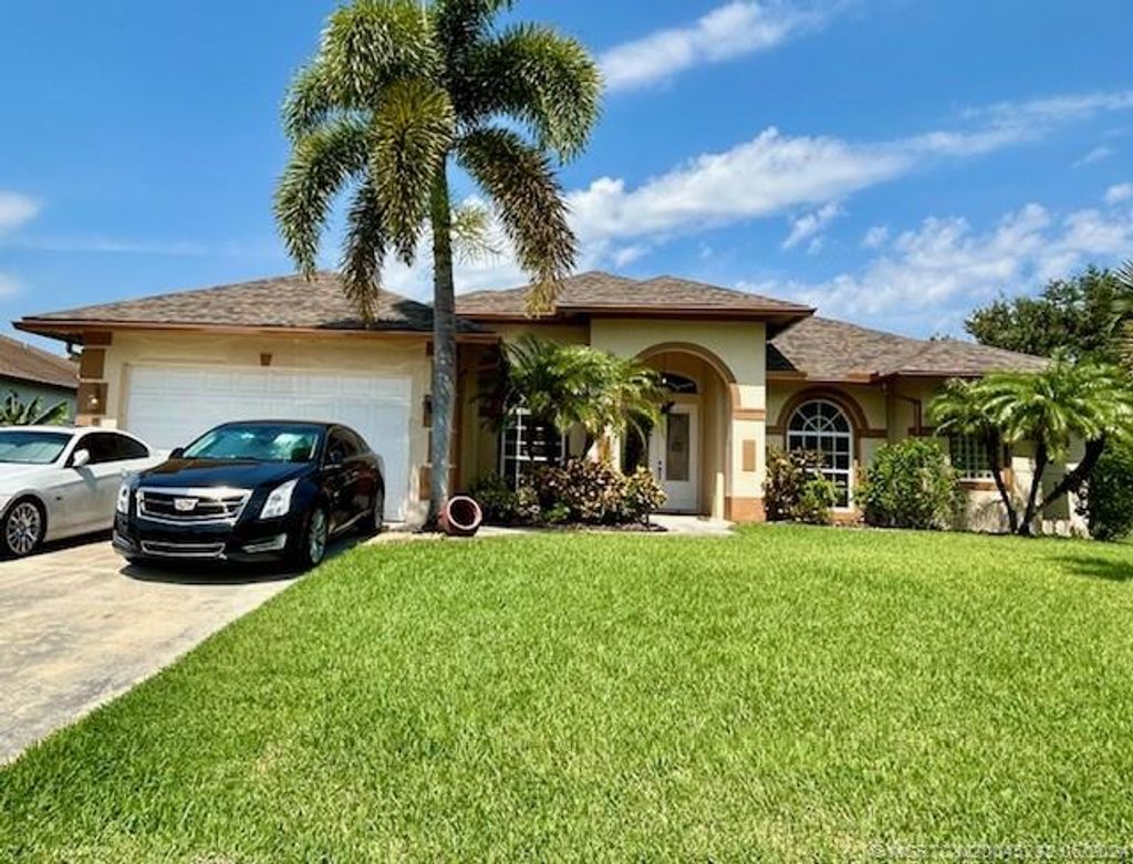 Photo of 2442 SW Mercer Street, Port Saint Lucie, FL 34984 (MLS # M20045232)