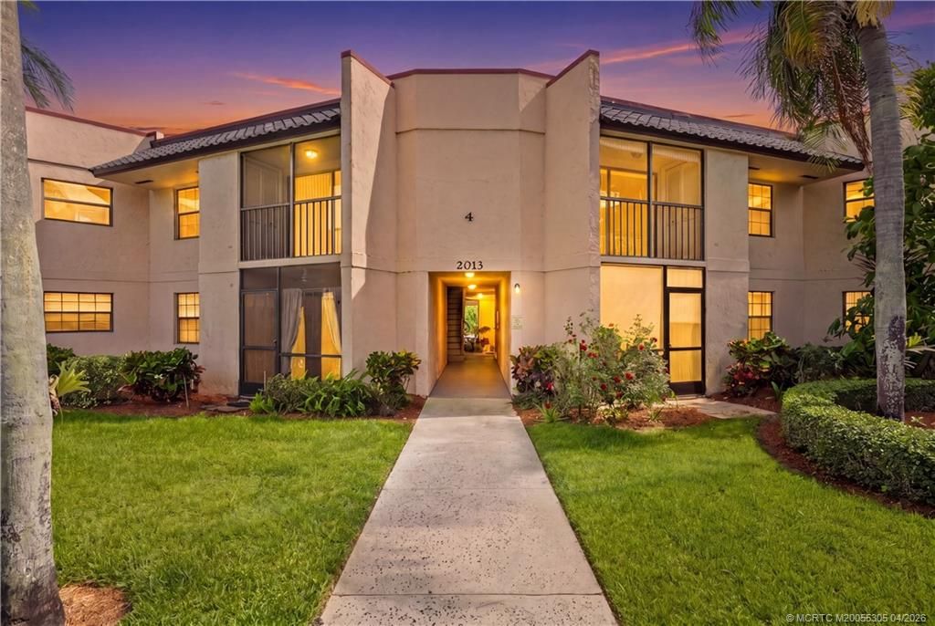 Photo of 2013 NE Collins Circle #4-60, Jensen Beach, FL 34957 (MLS # M20055305)