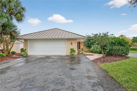 Photo of 5253 SE Club Way, Stuart, FL 34997 (MLS # M20054040)