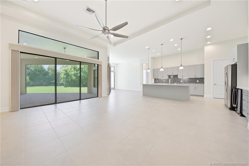 Palm City, Florida, 34990, United States, 4 Bedrooms Bedrooms, ,3 BathroomsBathrooms,Residential,Active,1732496