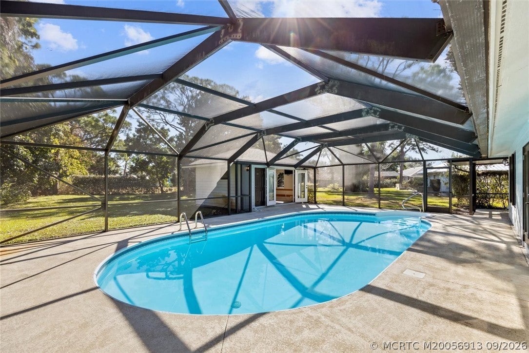 571 NE Town Terrace