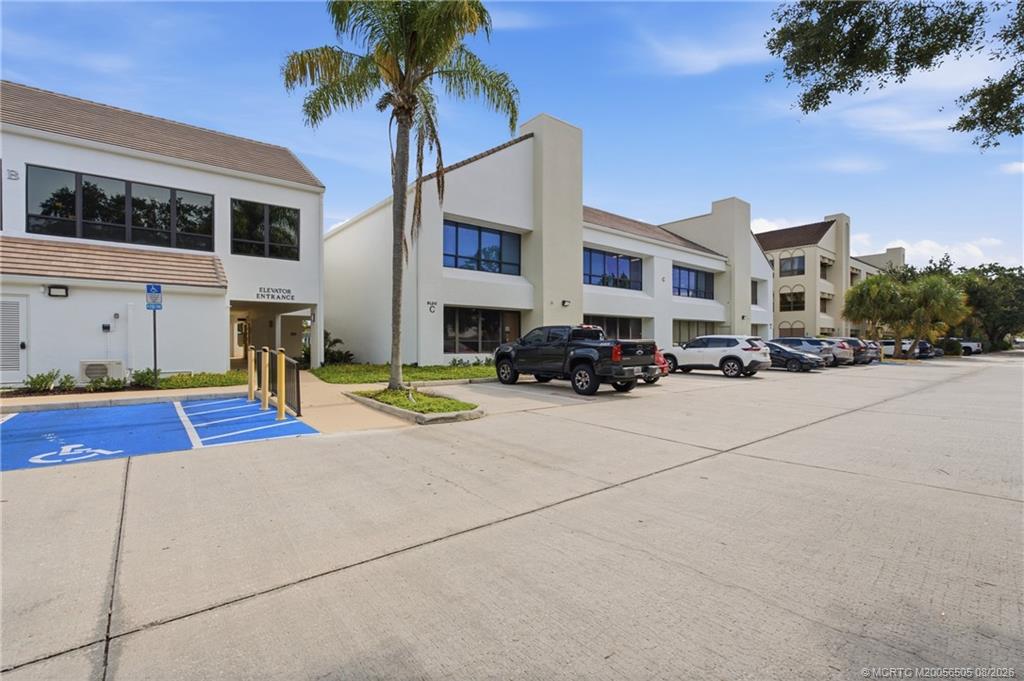 900 SE Ocean Boulevard C 120