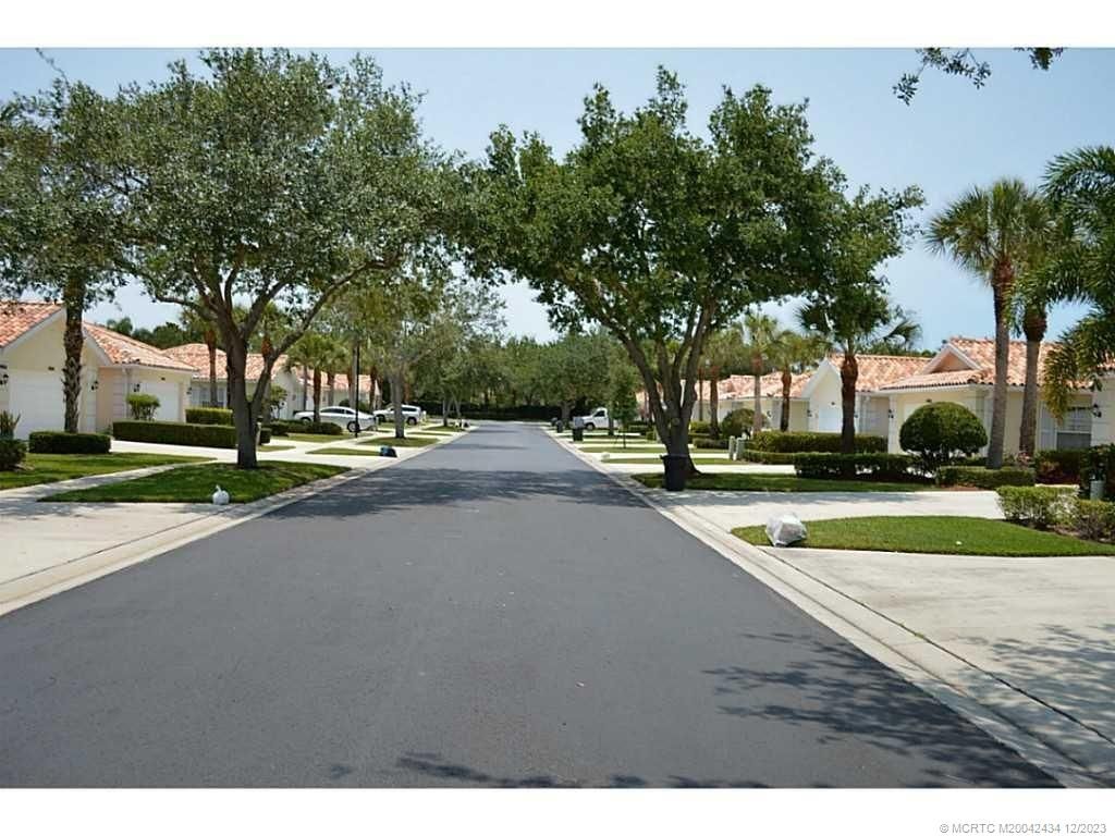 Photo of 2463 SW Parkside Drive, Palm City, FL 34990 (MLS # M20042434)