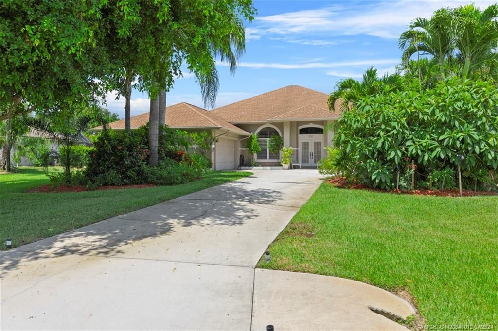 Photo of 177 NE Blueberry Terrace, Jensen Beach, FL 34957 (MLS # M20046012)