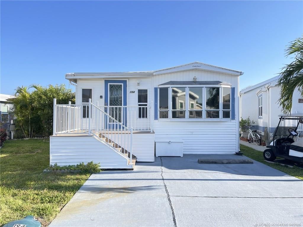 Photo of 194 Nettles Boulevard, Jensen Beach, FL 34957 (MLS # M20049390)