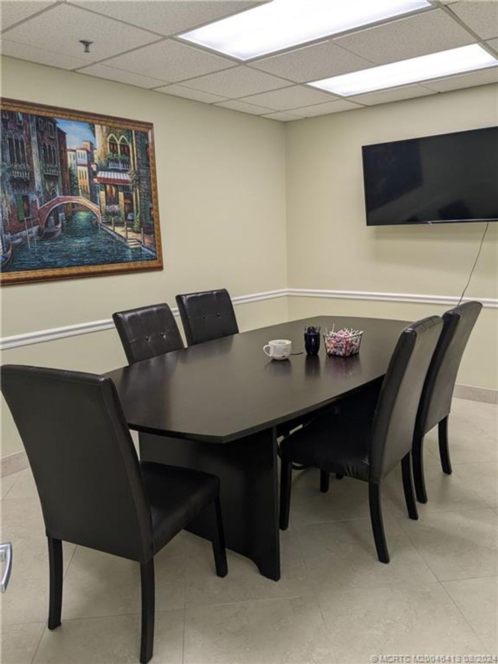 Photo of 701 NW Federal Highway #201, Stuart, FL 34994 (MLS # M20046413)