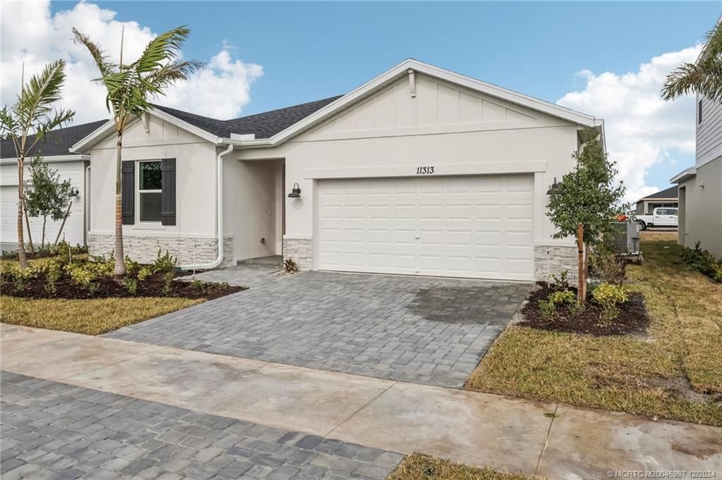 Photo of 11313 NW Firefly Court, Port Saint Lucie, FL 34987 (MLS # M20046997)