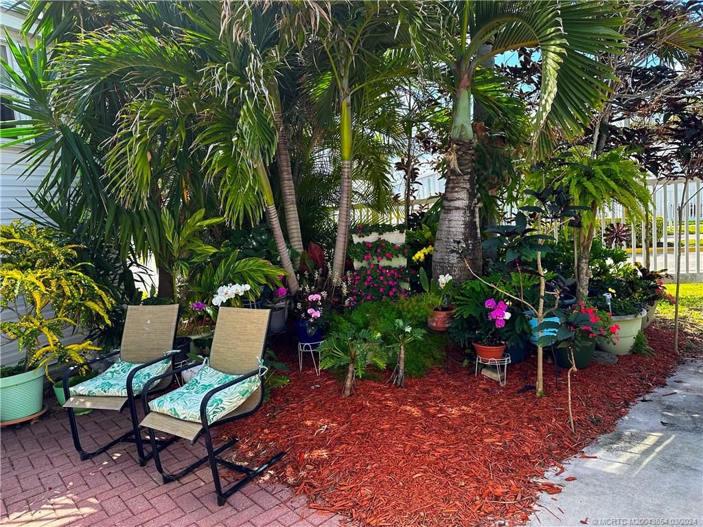 Photo of 2113 Nettles Boulevard, Jensen Beach, FL 34957 (MLS # M20043854)