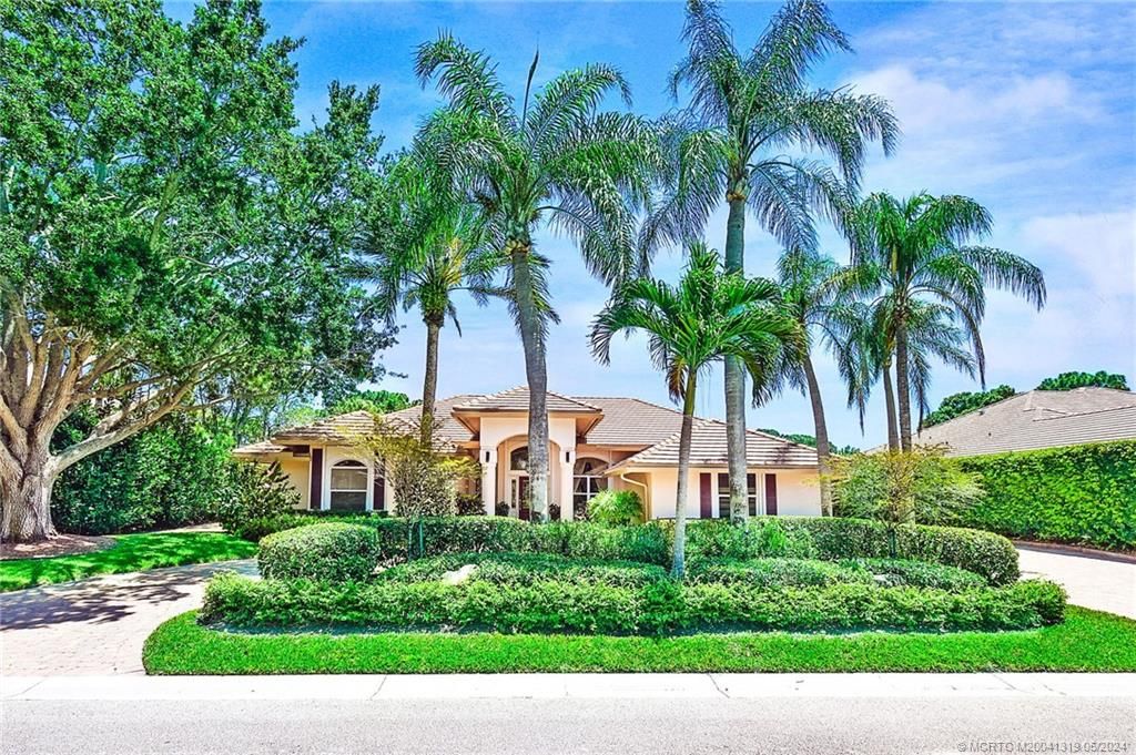 Photo of 3145 SE Doubleton Drive, Stuart, FL 34997 (MLS # M20041319)