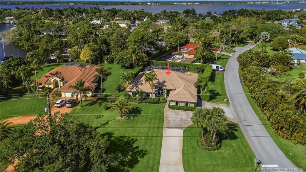 Photo of 1704 NW Shore Terrace, Stuart, FL 34994 (MLS # M20049879)