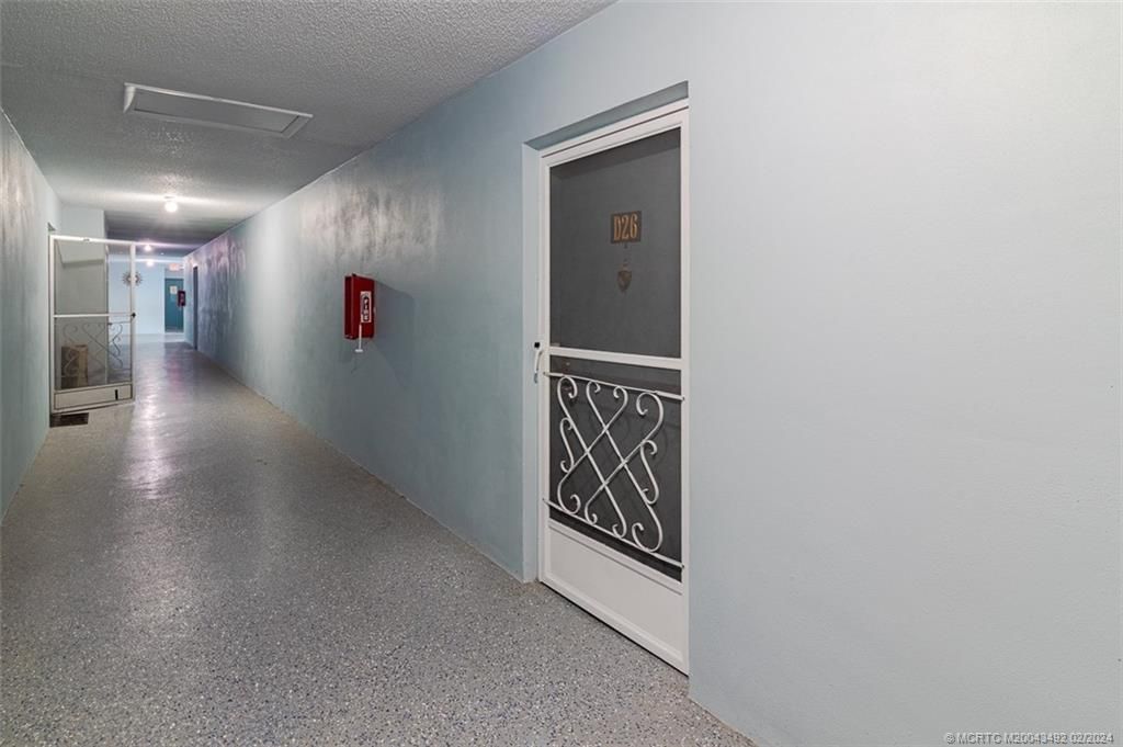 Photo of 950 S Kanner Highway #D26, Stuart, FL 34994 (MLS # M20043492)