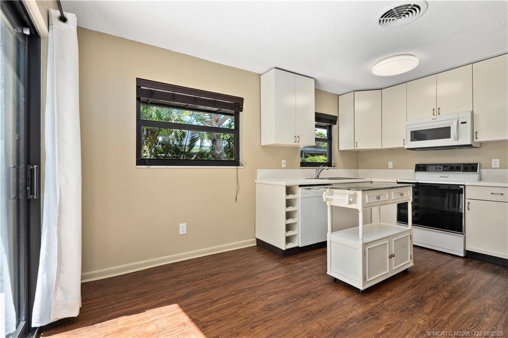 Jensen Beach, Florida 34957, United States, ,Residential,Active,189332