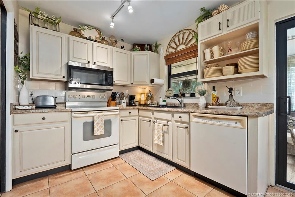 Jensen Beach, Florida 34957, United States, ,Residential,Active,189332