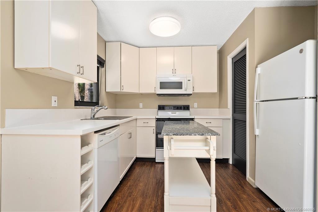 Jensen Beach, Florida 34957, United States, ,Residential,Active,189332