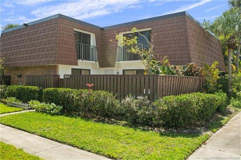 Photo of 3579 SW Sunset Trace Circle, Palm City, FL 34990 (MLS # M20055232)