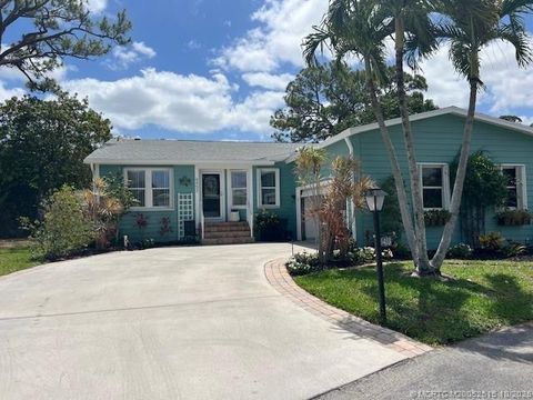 Photo of 6453 S Ficus Lane, Lantana, FL 33462 (MLS # M20052515)