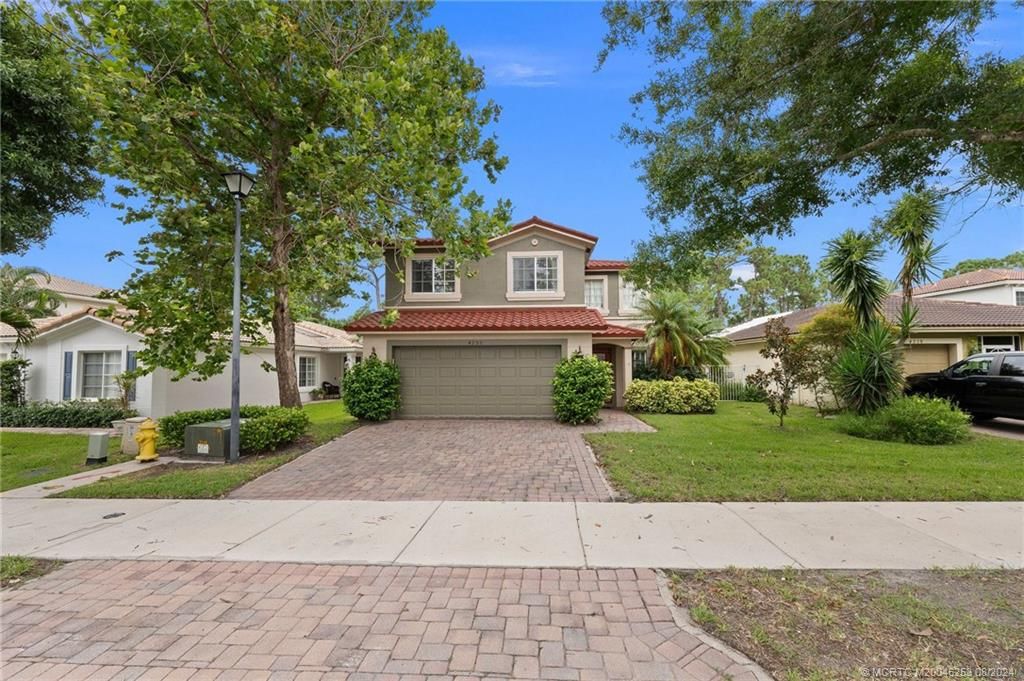 Photo of 4250 SE Graham Drive, Stuart, FL 34997 (MLS # M20046253)