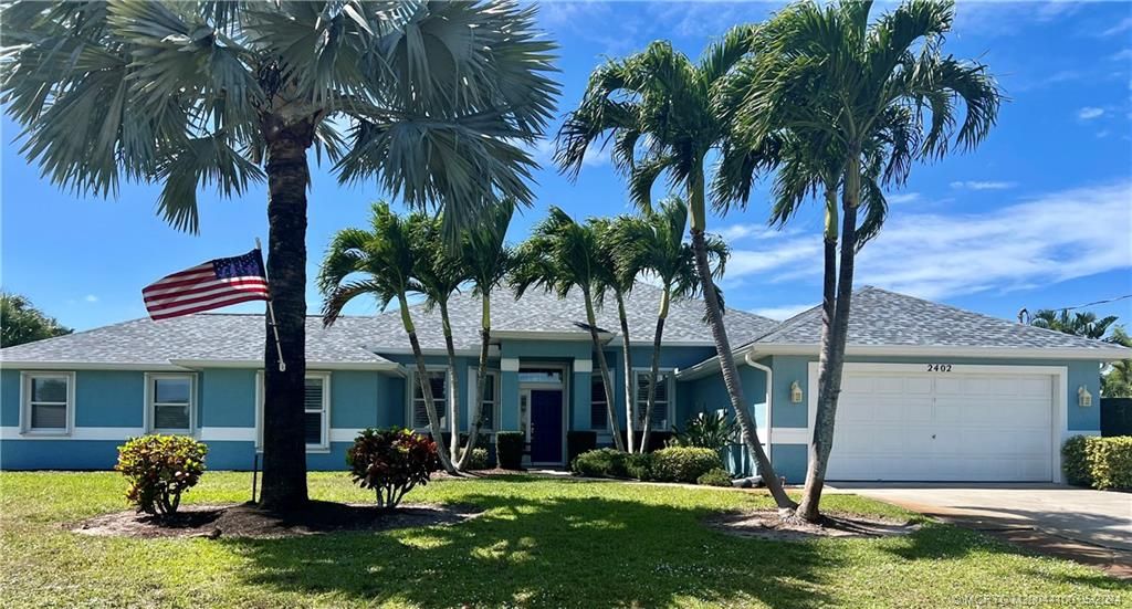 Photo of 2402 SE Elston Street, Port Saint Lucie, FL 34952 (MLS # M20044100)