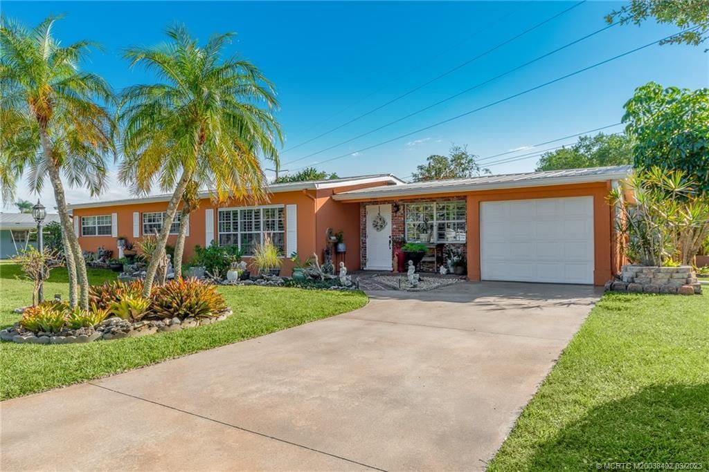 Photo of 5592 SE Cable Drive, Stuart, FL 34997 (MLS # M20038492)