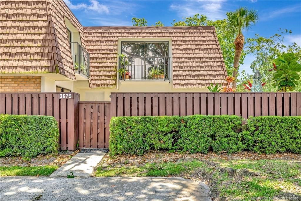 Photo of 3675 SW Sunset Trace Circle, Palm City, FL 34990 (MLS # M20053521)