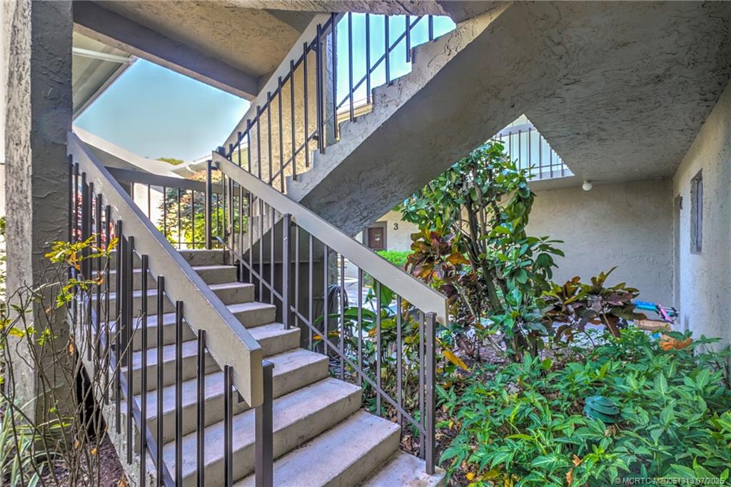 Stuart, Florida 34994, United States, 1 Bedroom Bedrooms, ,1 BathroomBathrooms,Residential,Active,166142