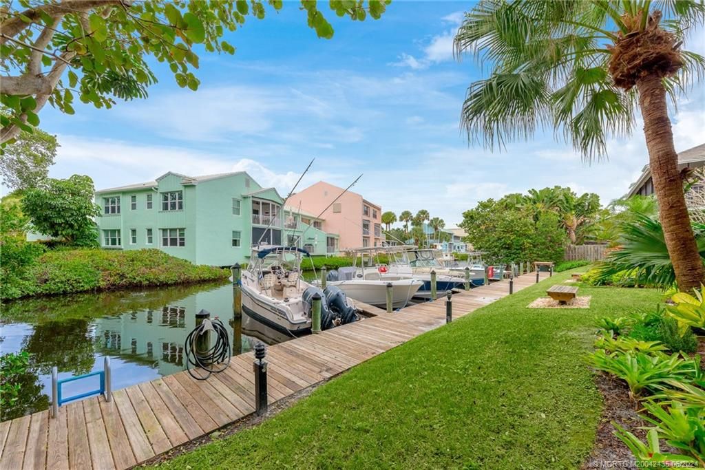 Photo of 4099 SE Centerboard Lane #4-B, Stuart, FL 34997 (MLS # M20042435)