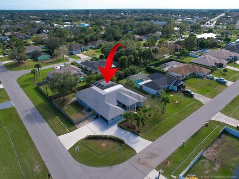 2598 SW National Circle Port Saint Lucie FL 34953