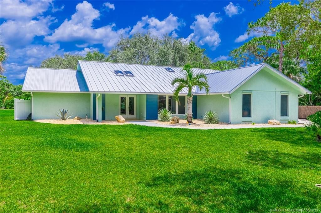 Photo of 791 NE Bayberry Court, Jensen Beach, FL 34957 (MLS # M20039867)