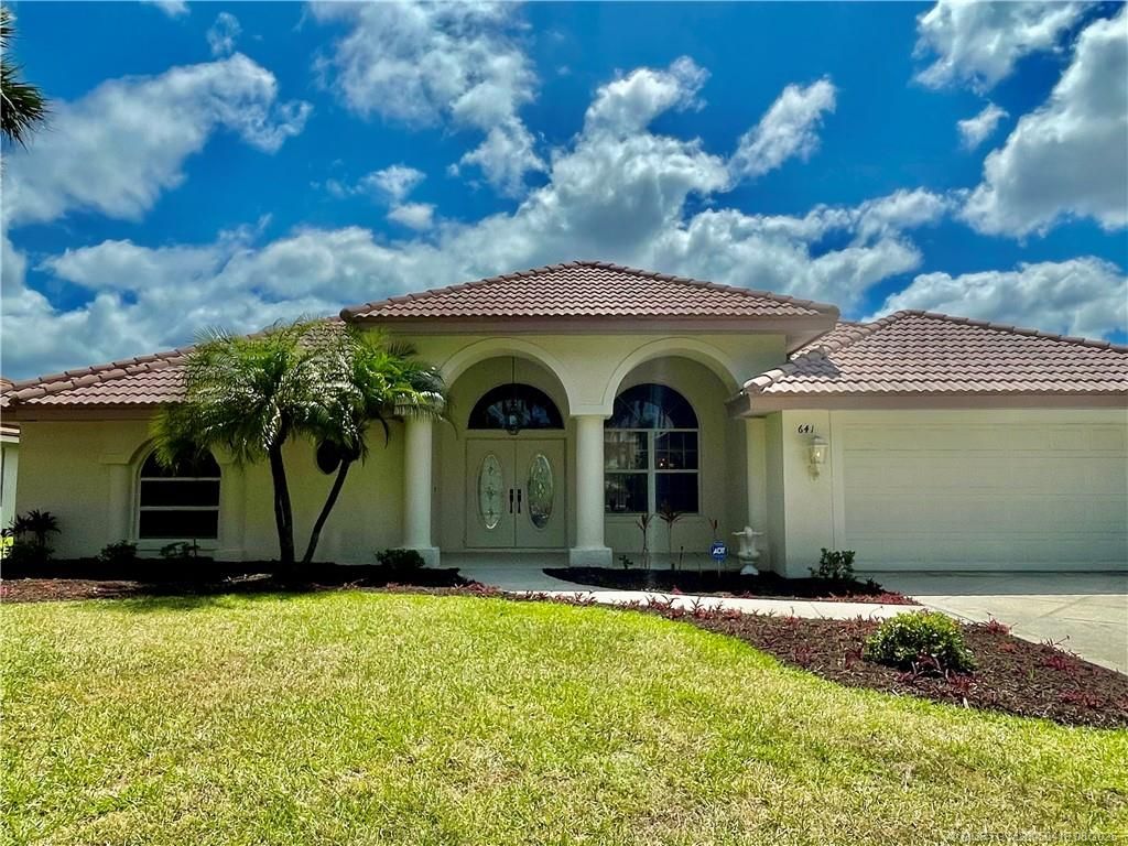 Photo of 641 SW Lighthouse Drive, Palm City, FL 34990 (MLS # M20050419)