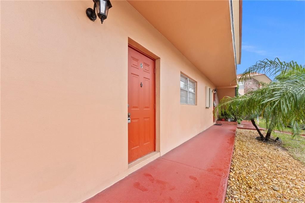 Photo of 1931 SW Palm City Road #16D, Stuart, FL 34994 (MLS # M20049565)