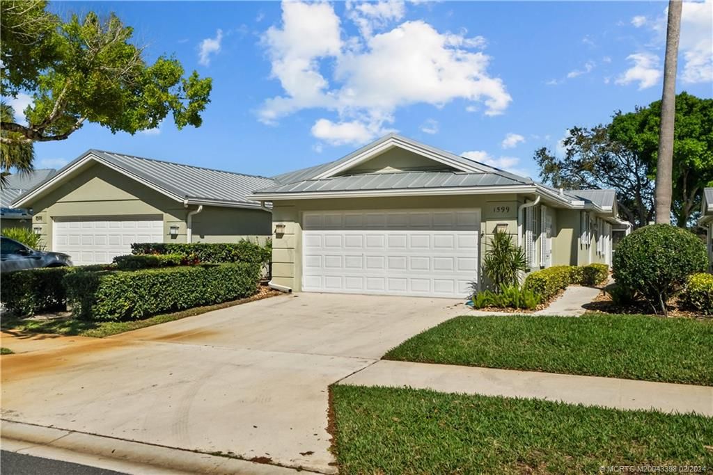 Photo of 1599 SW Springfield Court, Palm City, FL 34990 (MLS # M20043398)
