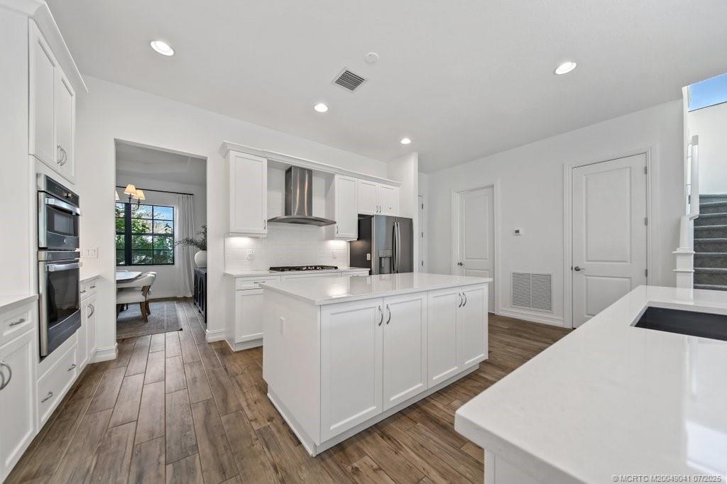 Palm City, Florida, 34990, United States, 5 Bedrooms Bedrooms, ,4 BathroomsBathrooms,Residential,Active,1929936