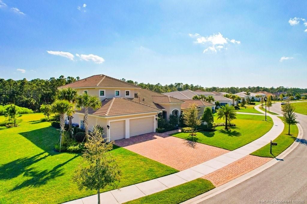 Photo of 5276 SW Star Apple Street, Palm City, FL 34990 (MLS # M20049041)