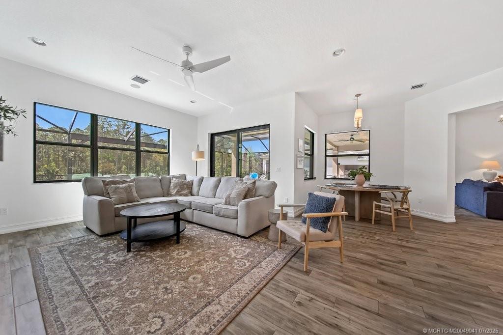 Palm City, Florida, 34990, United States, 5 Bedrooms Bedrooms, ,4 BathroomsBathrooms,Residential,Active,1929936