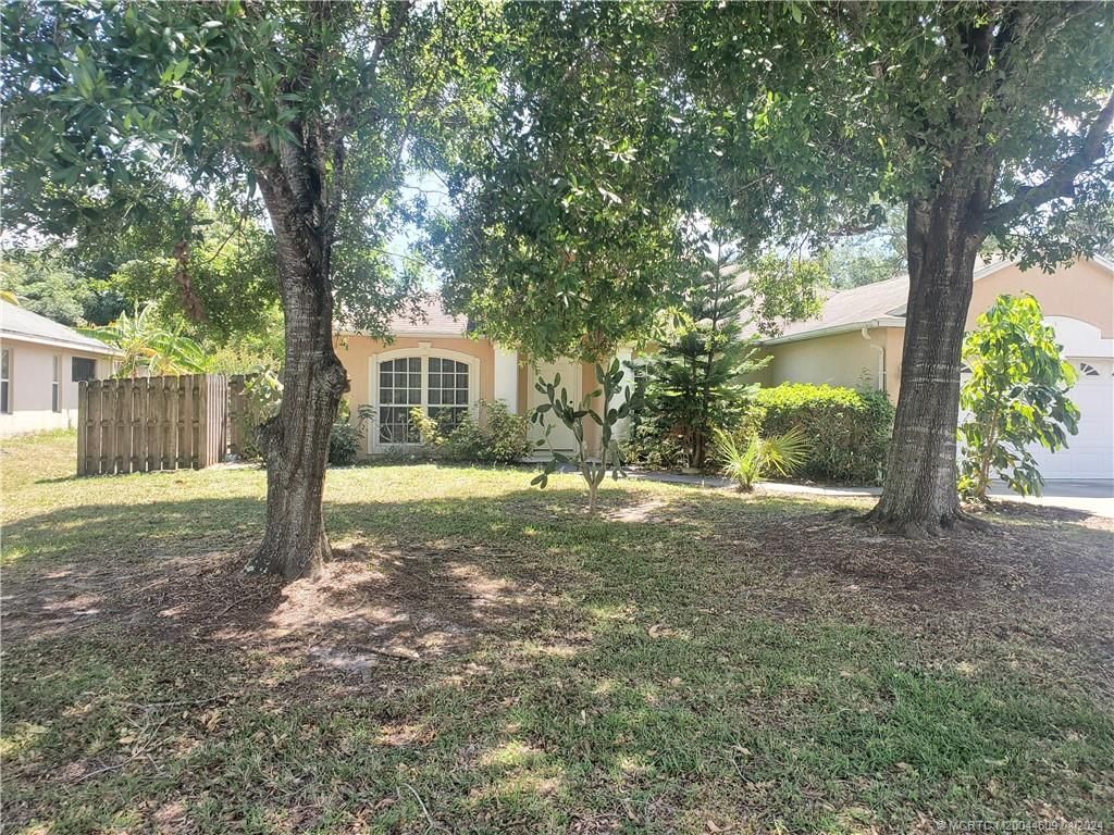 Photo of 781 NW Grenada Street, Port Saint Lucie, FL 34983 (MLS # M20044609)