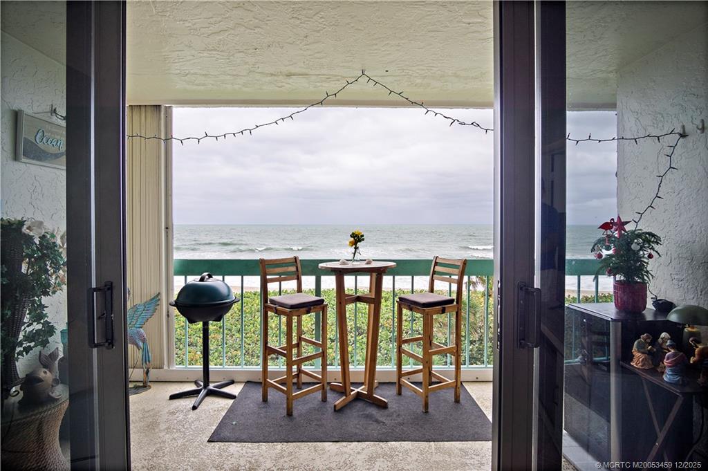 Jensen Beach, Florida 34957, United States, 2 Bedrooms Bedrooms, ,2 BathroomsBathrooms,Residential,Active,256366