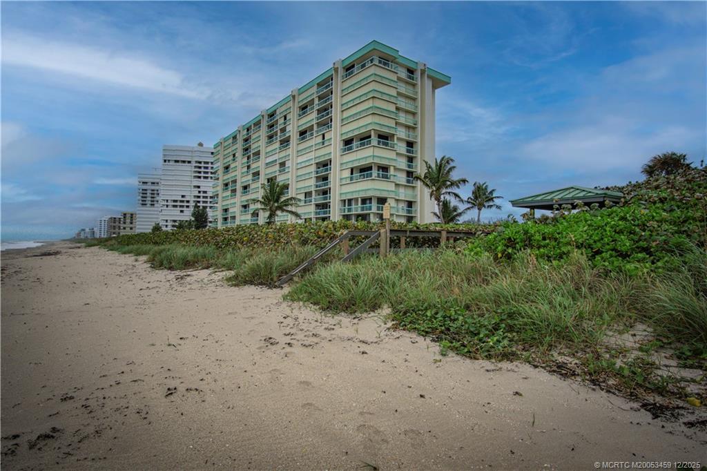 Jensen Beach, Florida 34957, United States, 2 Bedrooms Bedrooms, ,2 BathroomsBathrooms,Residential,Active,256366