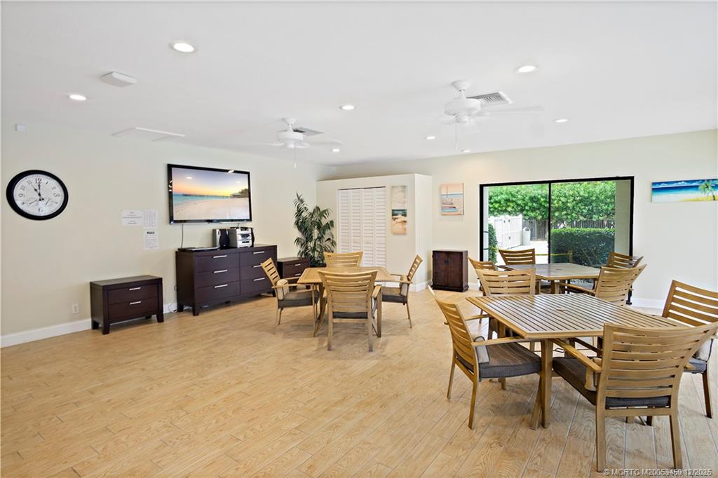 Jensen Beach, Florida 34957, United States, 2 Bedrooms Bedrooms, ,2 BathroomsBathrooms,Residential,Active,256366