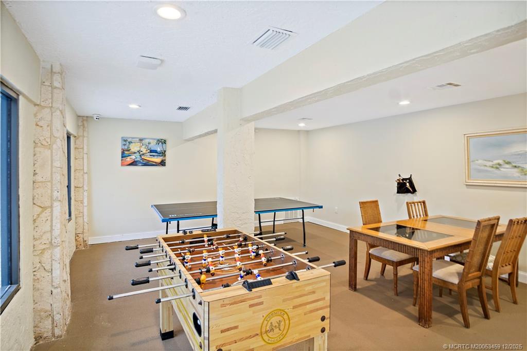 Jensen Beach, Florida 34957, United States, 2 Bedrooms Bedrooms, ,2 BathroomsBathrooms,Residential,Active,256366