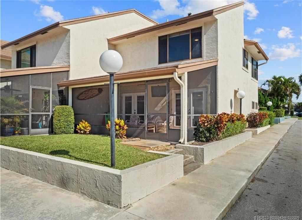 Photo of 950 S Kanner Highway #TH138, Stuart, FL 34994 (MLS # M20054344)