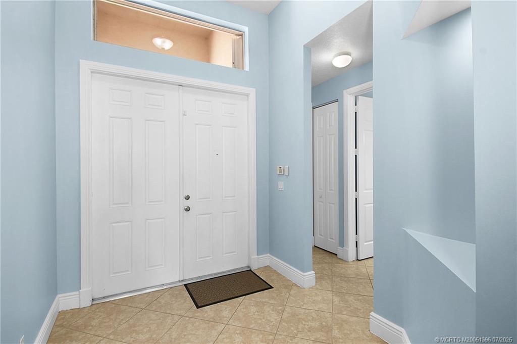 Photo of 1478 SE Legacy Cove Circle, Stuart, FL 34997 (MLS # M20051396)