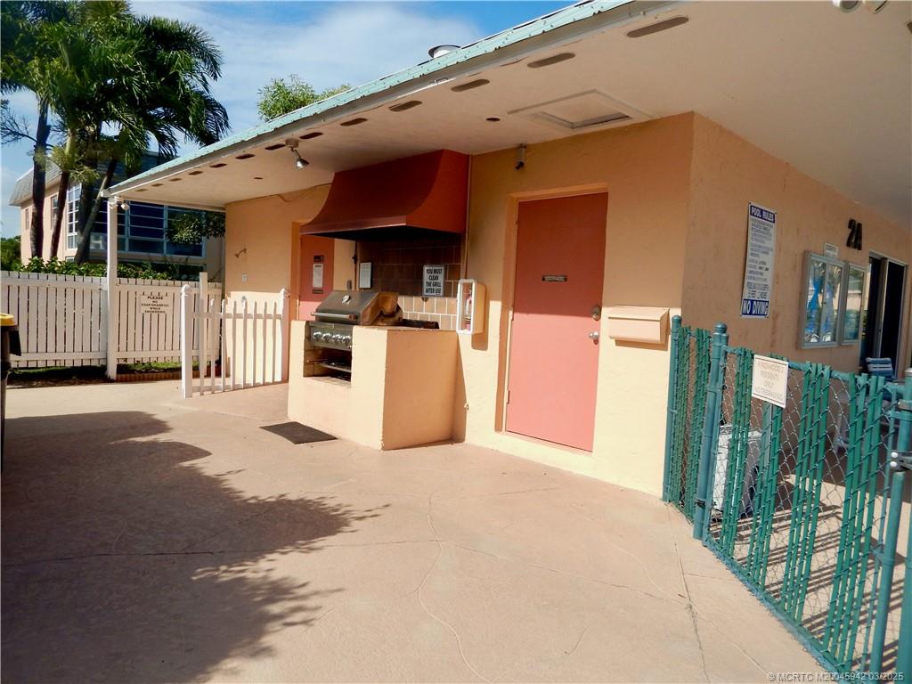 Stuart, Florida 34996, United States, 2 Bedrooms Bedrooms, ,2 BathroomsBathrooms,Residential,Active,51573