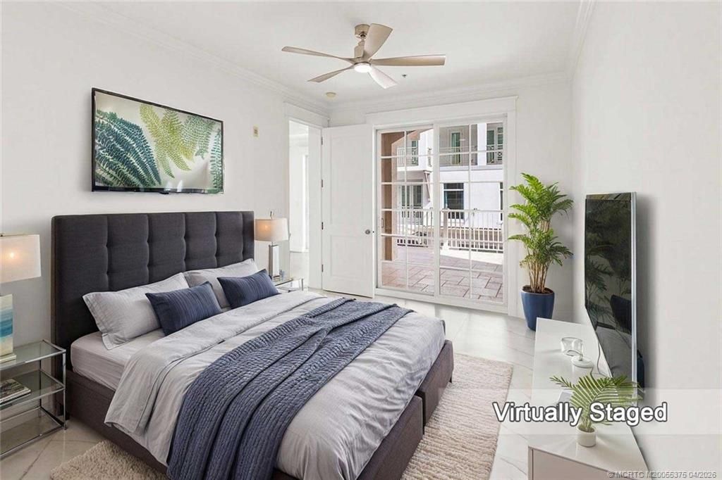 Photo of 47 SW Osceola Street #UN206, Stuart, FL 34994 (MLS # M20055375)