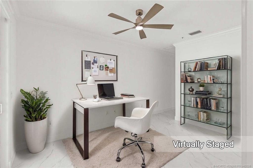 Photo of 47 SW Osceola Street #UN206, Stuart, FL 34994 (MLS # M20055375)