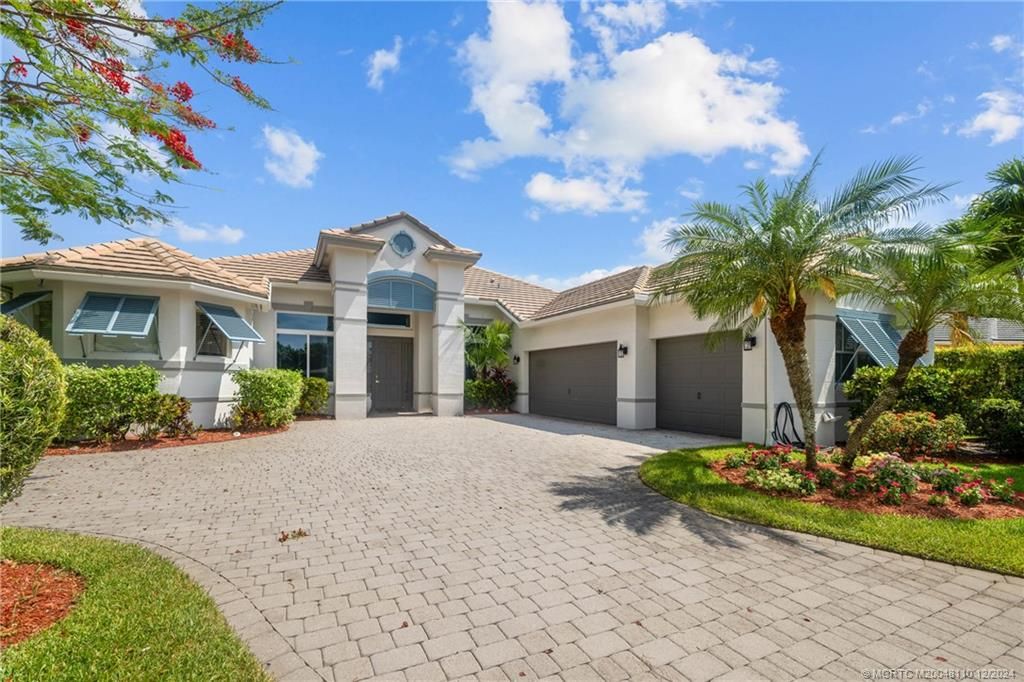 Photo of 275 SW Lost River Road, Stuart, FL 34997 (MLS # M20048110)