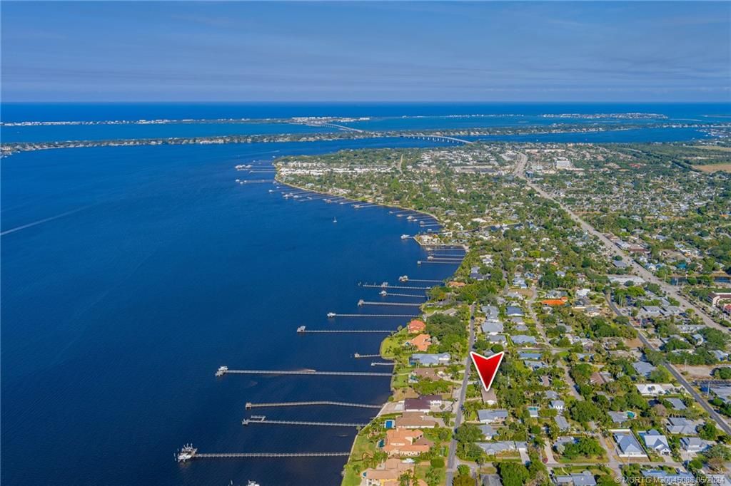 Photo of 818 SE Riverside Drive, Stuart, FL 34994 (MLS # M20045088)